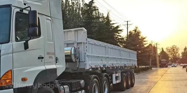 3 Alxe Side Tipper Trailer