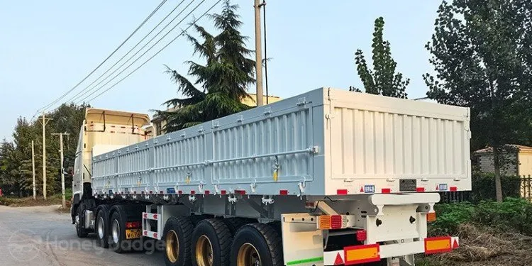 3 Alxe Side Tipper Trailer