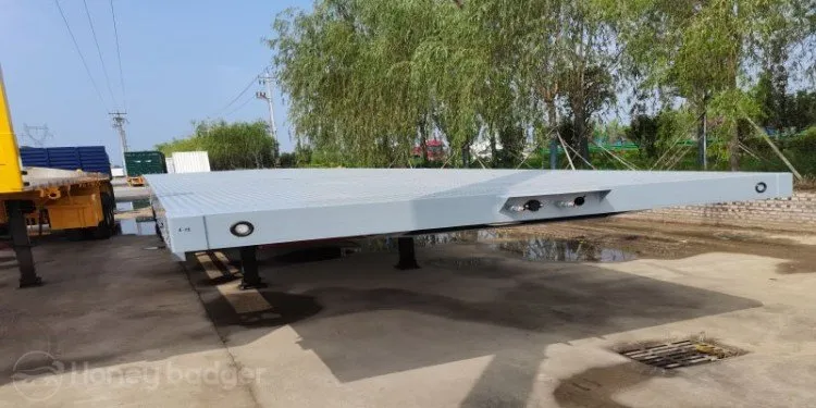 40 Foot Flatbed Tri Axle Trailer
