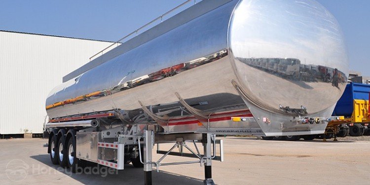 42000L Fuel Tanker Semi Trailer