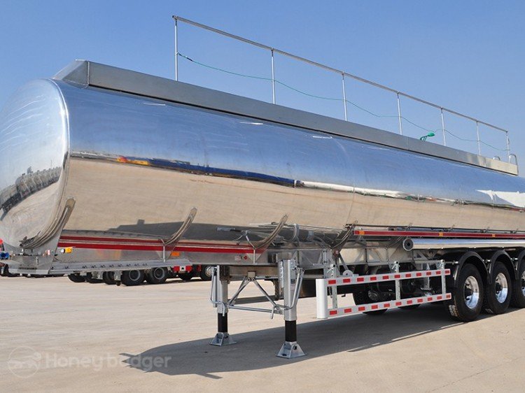 42000L Fuel Tanker Semi Trailer