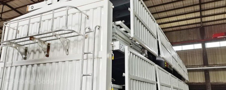 Tri Axles Fence Cargo Trailer